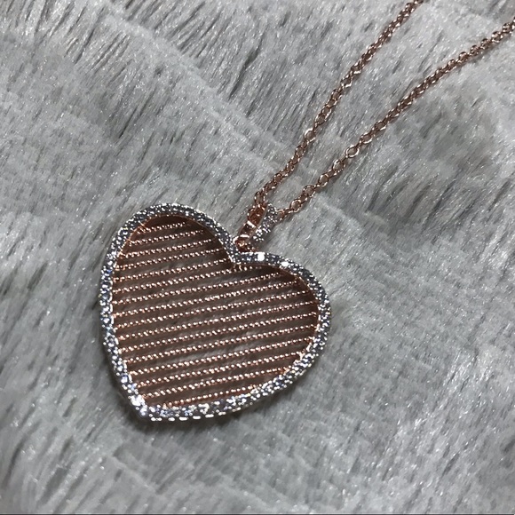 Genevieve Jewelry Rose Gold Heart Necklace - Picture 3 of 4